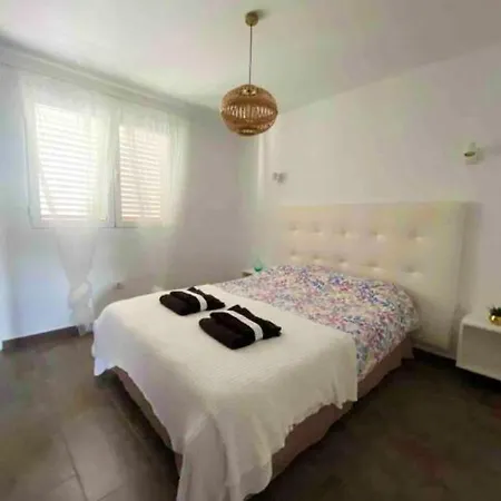 2 Bedrooms Appartement With Sea View Enclosed Garden And Wifi At Bajamar 1 Km Away From The Beach * Bajamar (La Laguna)